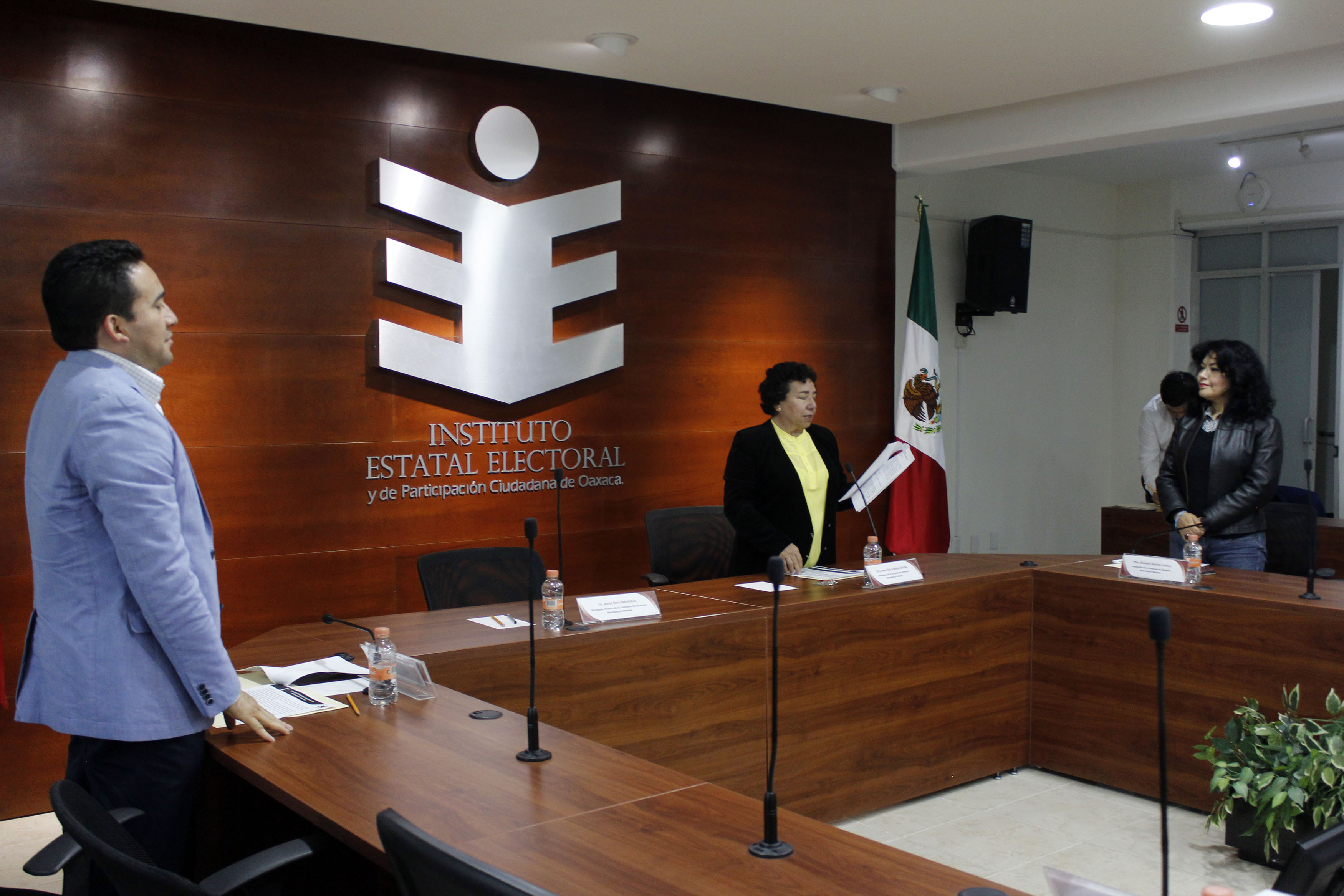 Sesión Comisión SNI